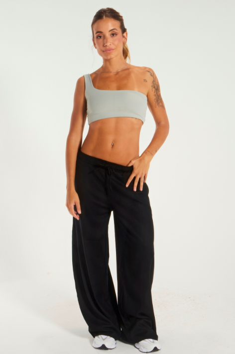 Calça MARÉ-  feminina baggy oversize  em tecido linho misto