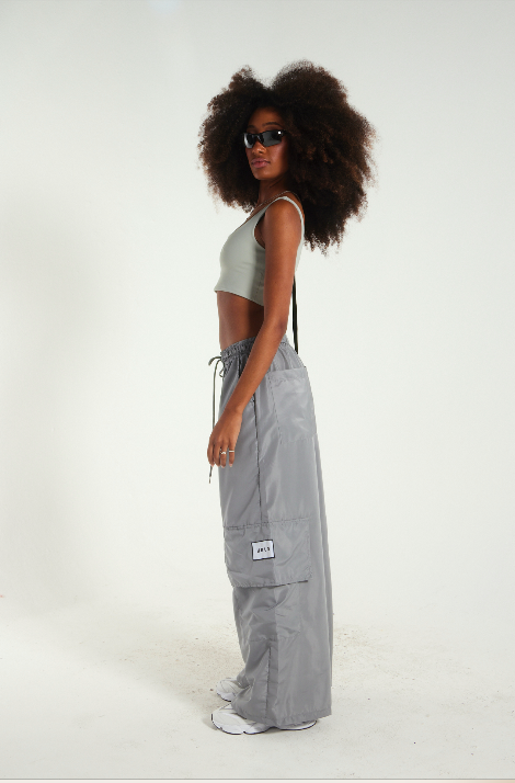 Calça Jogger feminina Cargo Corta-Vento