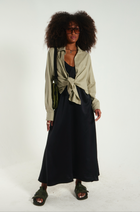 Vestido longo casual street costas abertas edecote em V