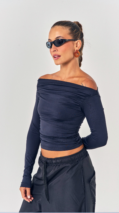 Linea- Top Blusa cropped manga longa elegante, drapeado, decote horizontal